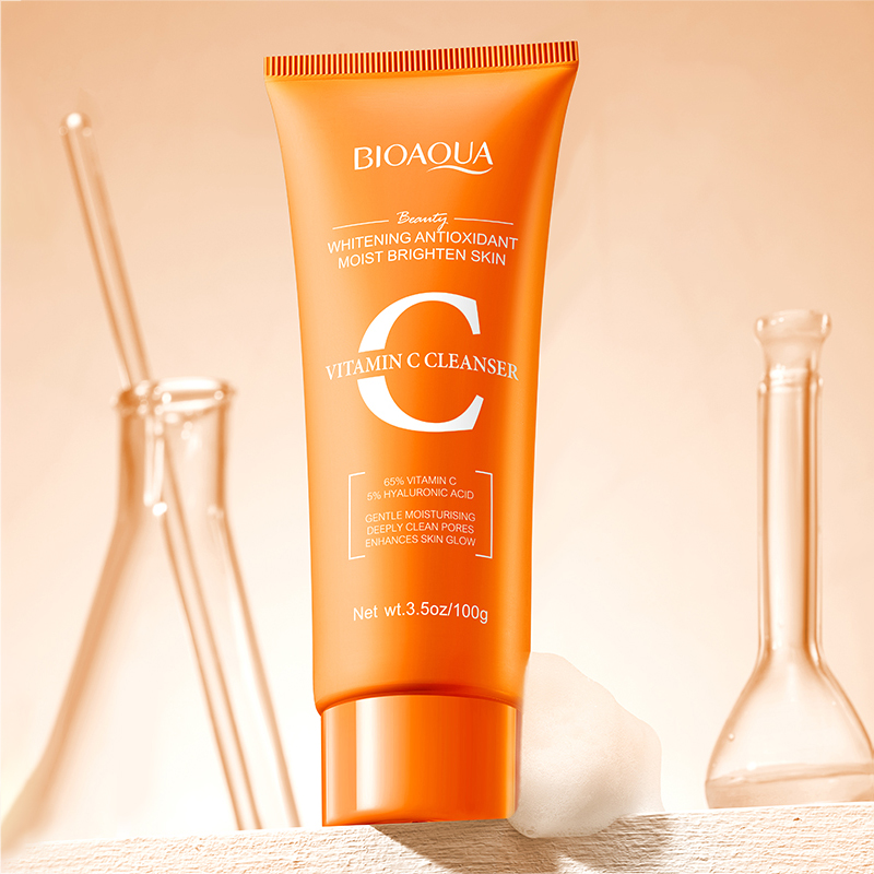 BIOAQUA Vitamin C Facial Clean - огляд і ціна Skincare Bioaqua